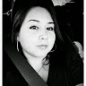 Meet your Posher, Roxana